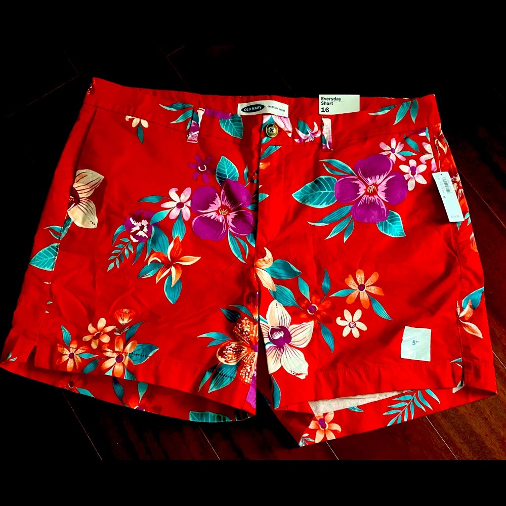Old Navy Floral Print Everyday Short